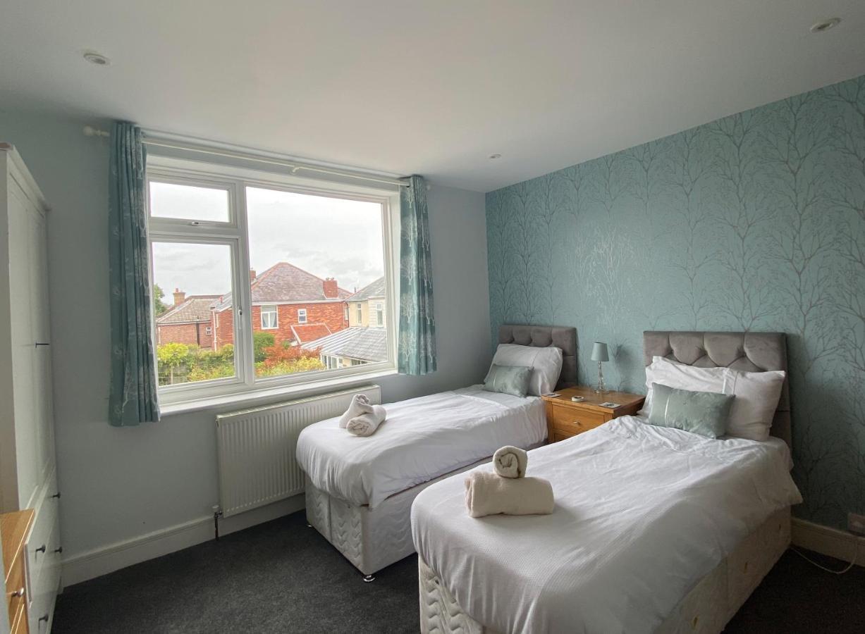 Charming 3 Bed House And Garden, Pet Friendly Villa Bournemouth Bagian luar foto