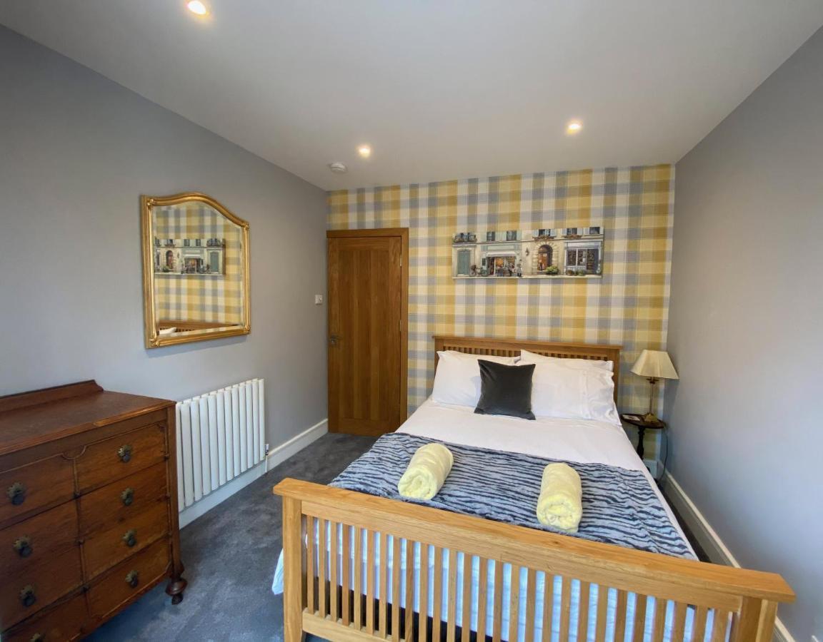 Charming 3 Bed House And Garden, Pet Friendly Villa Bournemouth Bagian luar foto