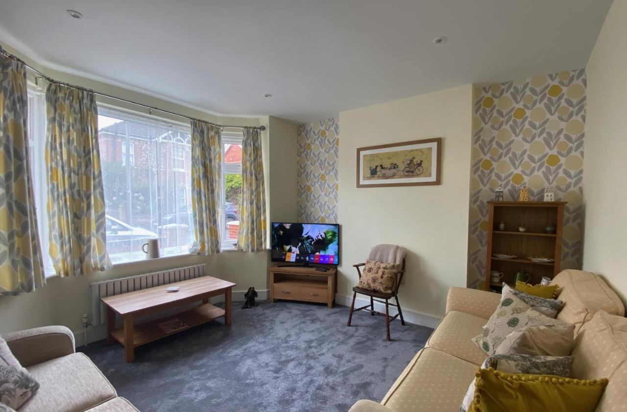Charming 3 Bed House And Garden, Pet Friendly Villa Bournemouth Bagian luar foto